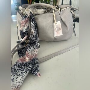 BEAUTIFUL JESSICA SIMPSON PURSE